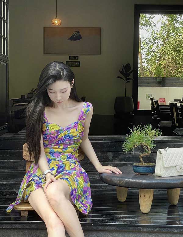 伦敦伴游模特预约